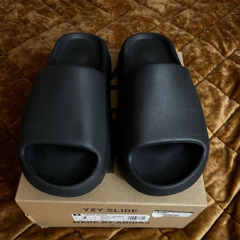 Yeezy Slide - Onyx